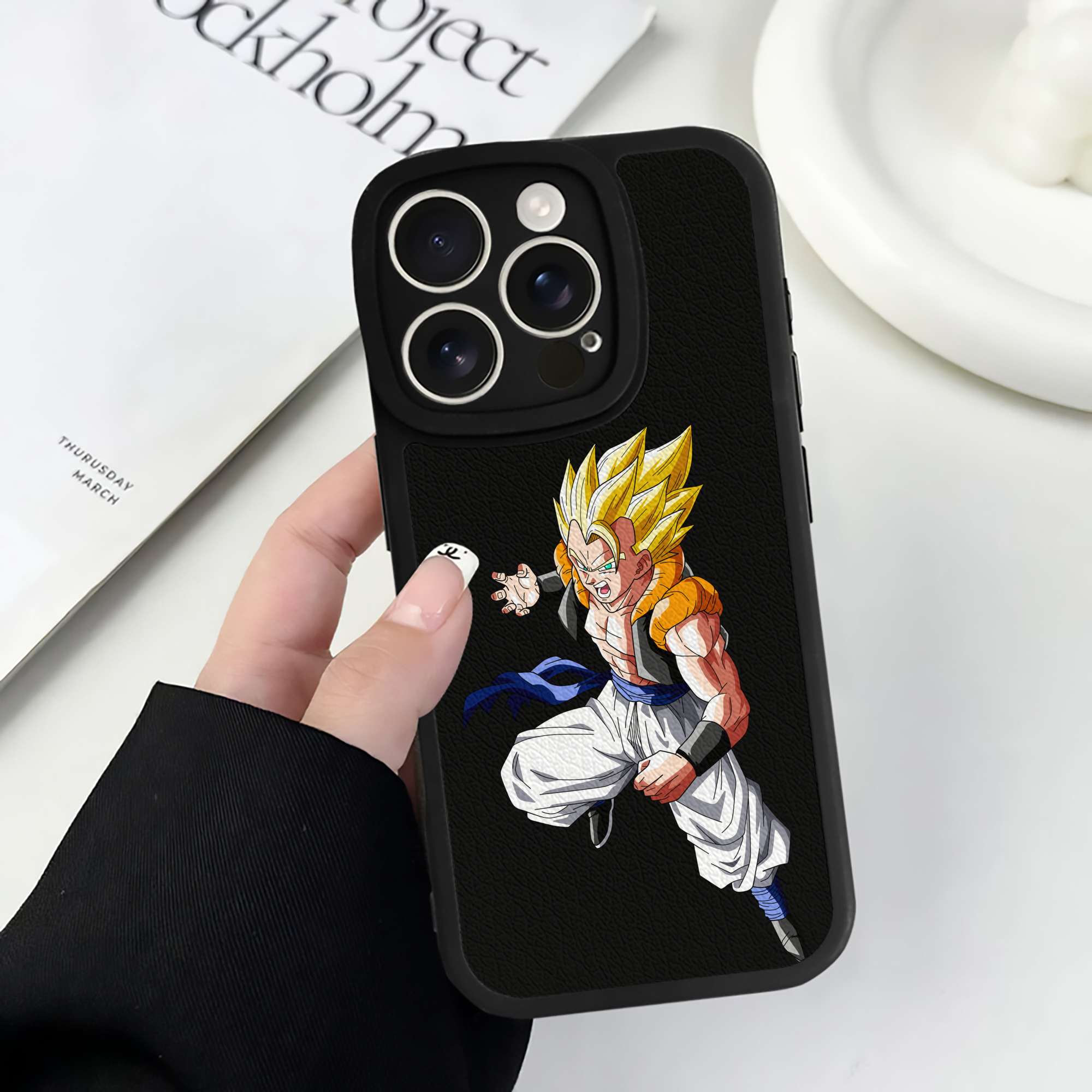 （画像用） ドラゴンボール ベジータ四世（Bejīta Yonsei）DRAGON BALL Vegeta IV 【iPhone 16シリーズ対応】シリコンスマホケース（レザー調） 材質：シリコン